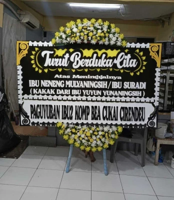 Papan Bunga di Tahunan